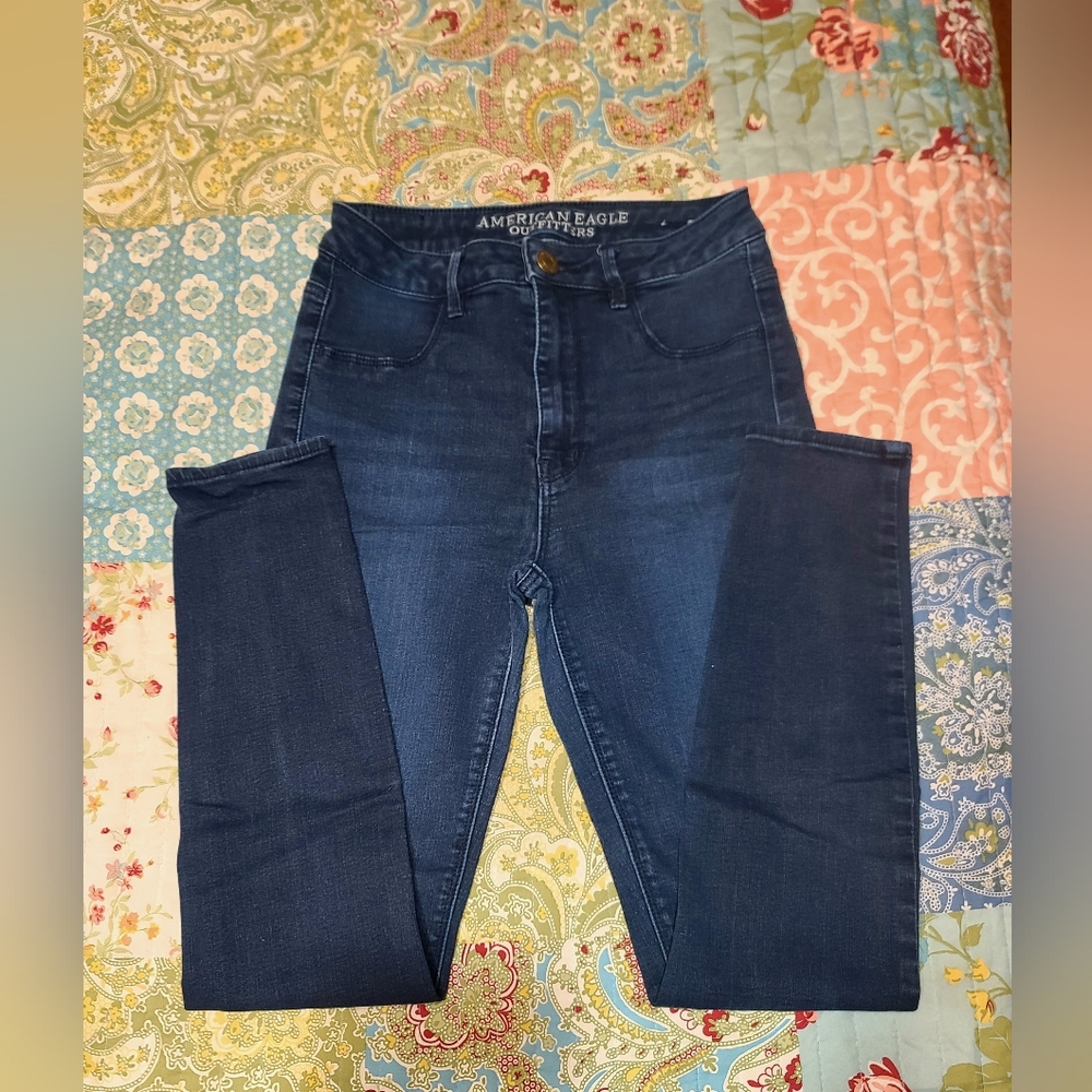 Womens American Eagle Jeans, Size 6 Reg
